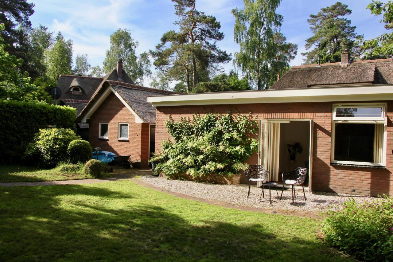 De Groene Kijker Bed and Breakfast Apeldoorn Esterno foto